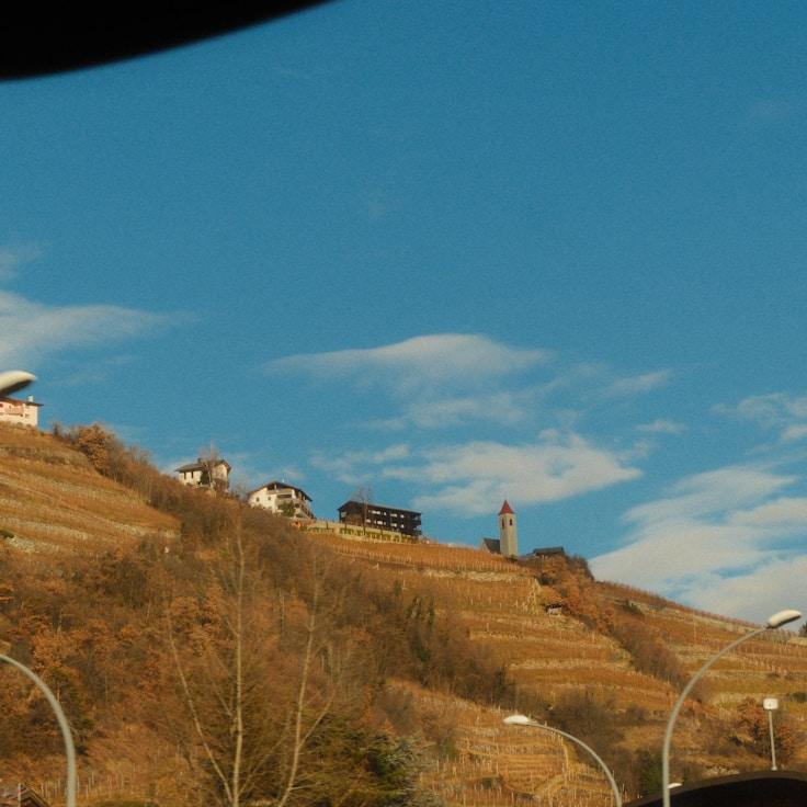 Family terraces and cafés for calm evenings in Lisbon